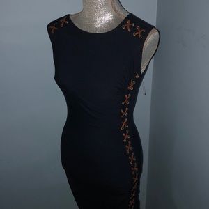 Amazing fit and fabric, Navy Cache dress with ties